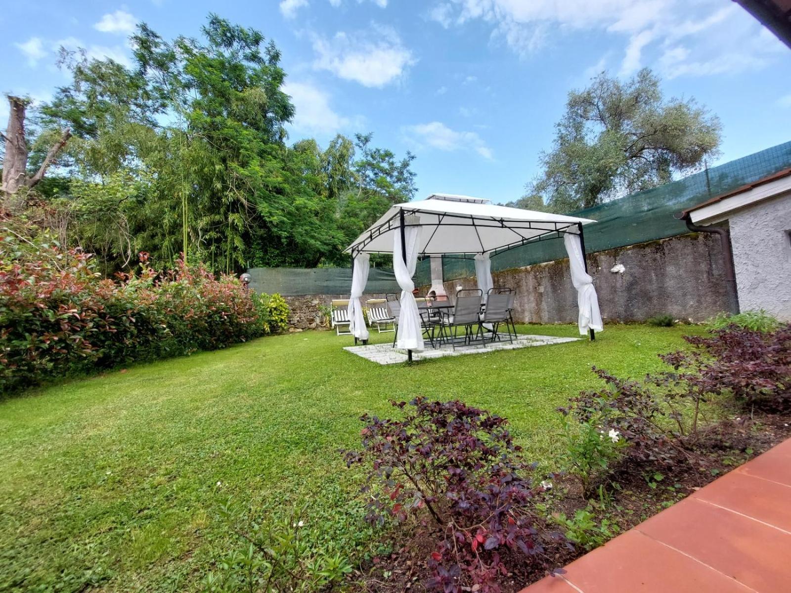 Casa Bianca Villa Pietrasanta Exteriör bild